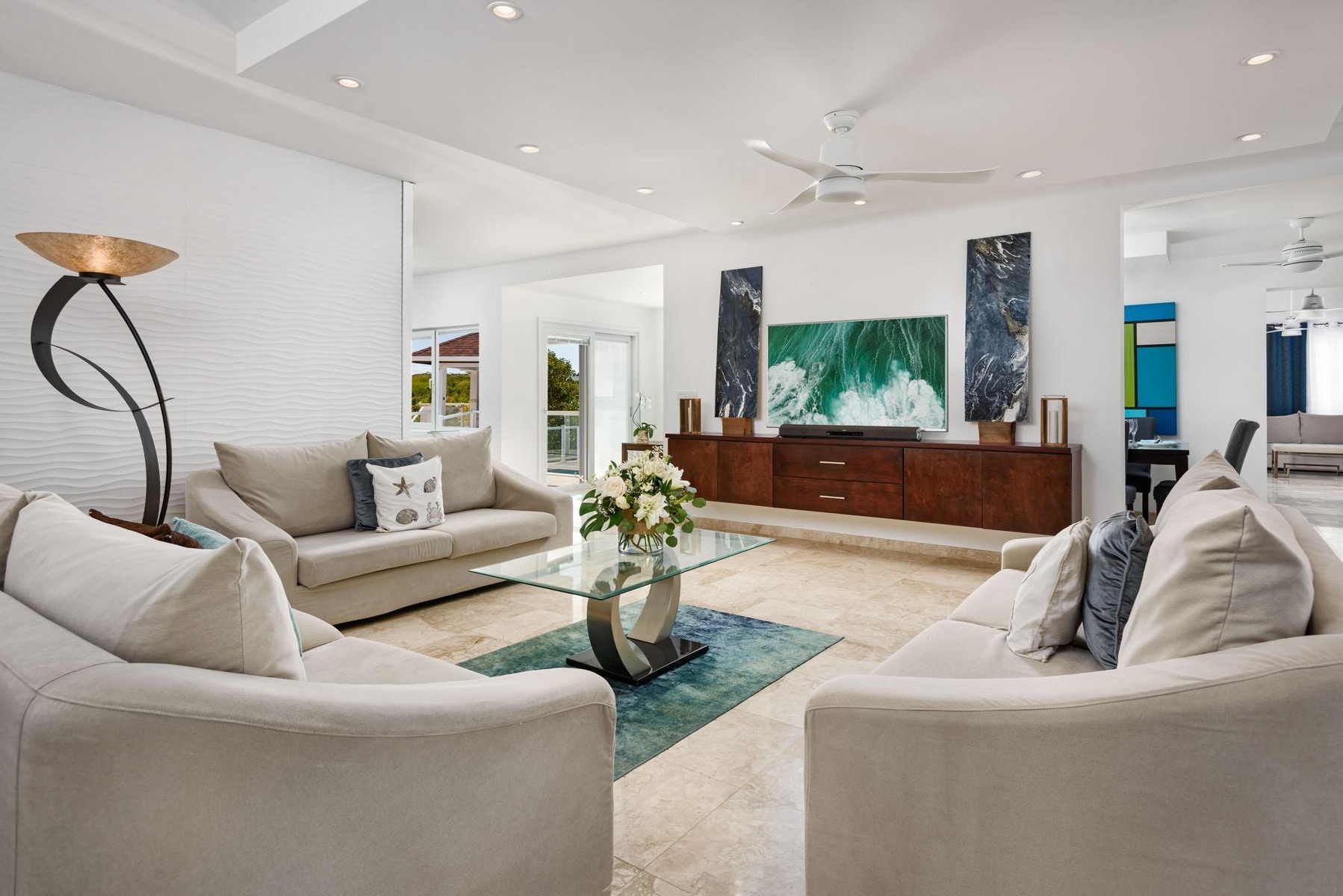 Ocean View Villa photo 2